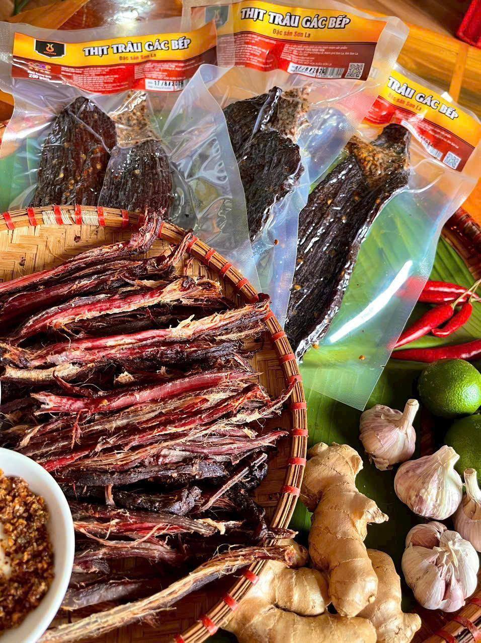 Thịt trâu gác bếp Hoa Xuân